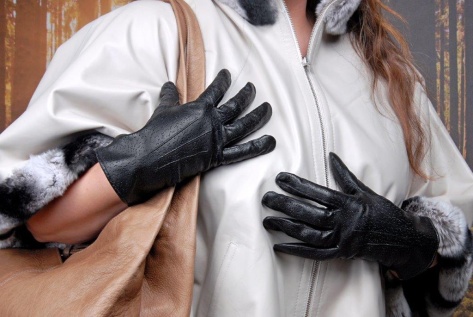 Kožené dámské rukavice, perforované