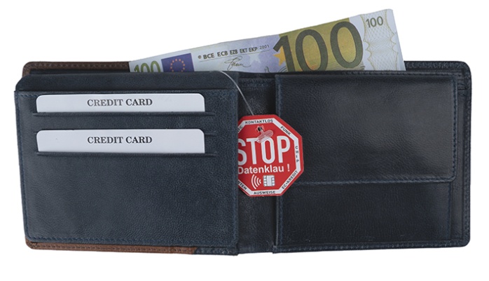 detail kožená peněženka široká