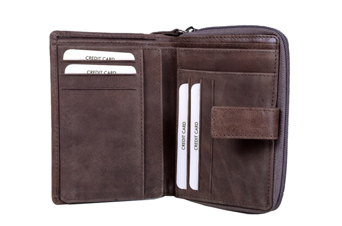 detail kožená peněženka