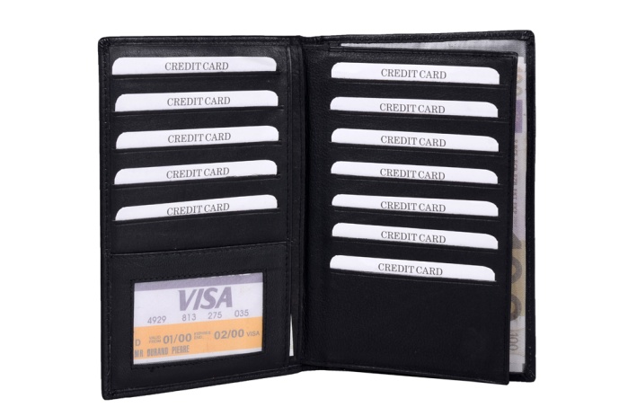 detail kožené pouzdro na šeky, kredity