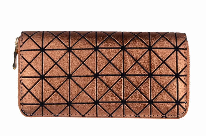 detail koženková penálová peněženka