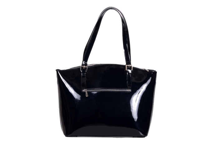 detail kožená kabelka