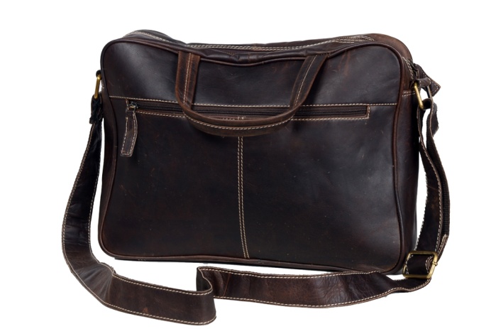 detail kožená aktovka