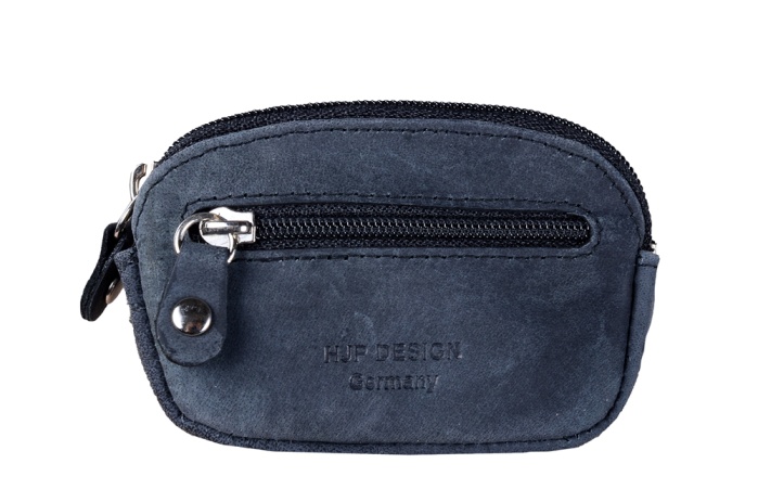 detail kožená klíčenka