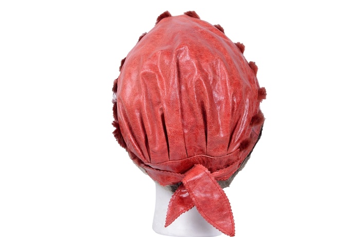 detail kožená čepička,vzadu zavazovací,aplikace liška,lem norek