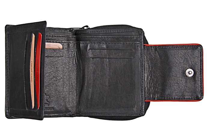 detail kožená peněženka kolečka oř.