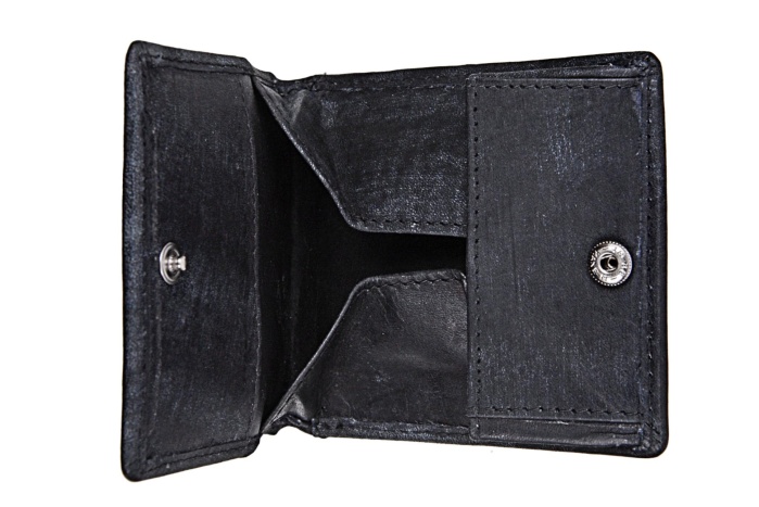 detail peněženka na mince