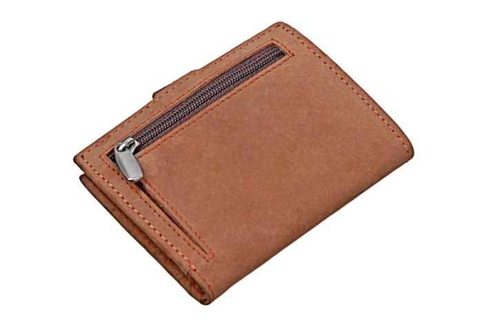 detail kožená peněženka s pouzdrem na karty