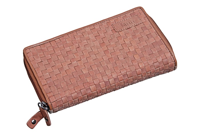 detail Kožená penálová peněženka dvojitý zip