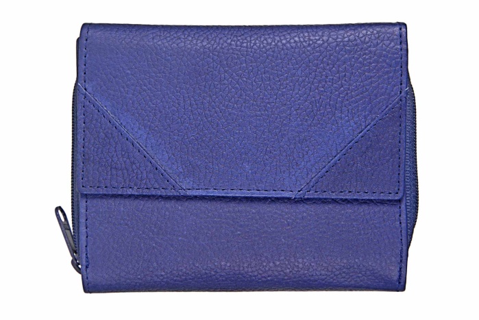 detail Dámská kožená peněženka zip, klopa
