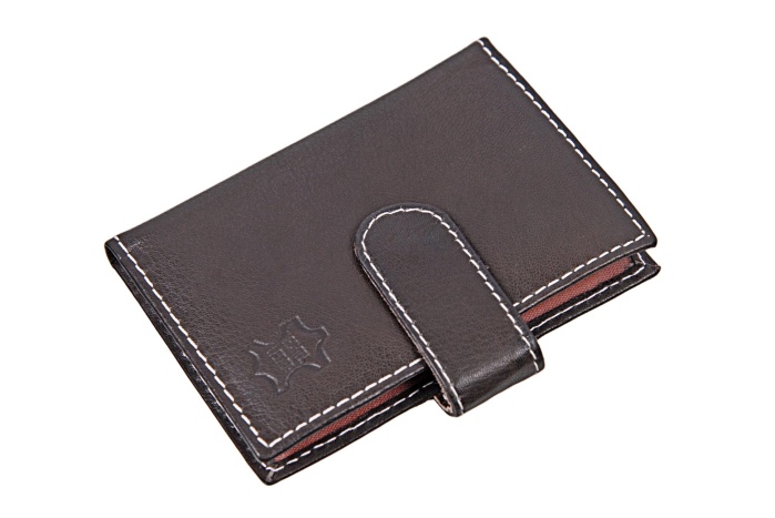 detail Pouzdro na doklady SQU 100 V