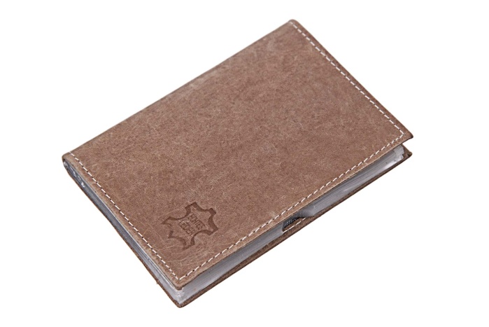 detail Pouzdro na doklady SQU 100 V BROUŠENÁ