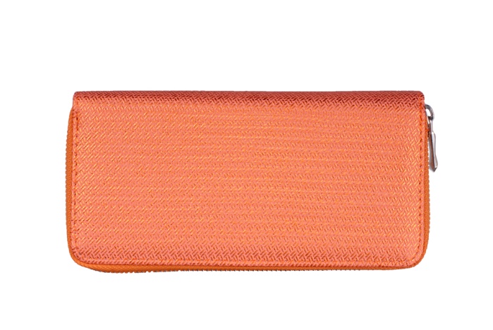 detail koženková penálová peněženka