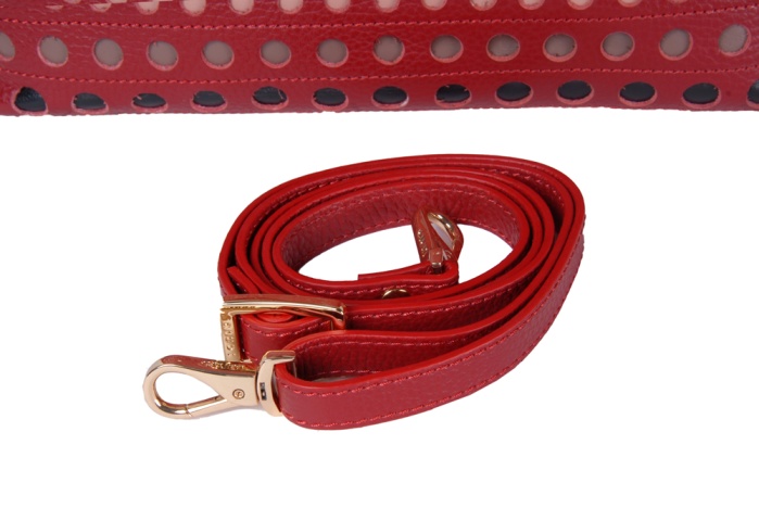 detail Kožená kabelka