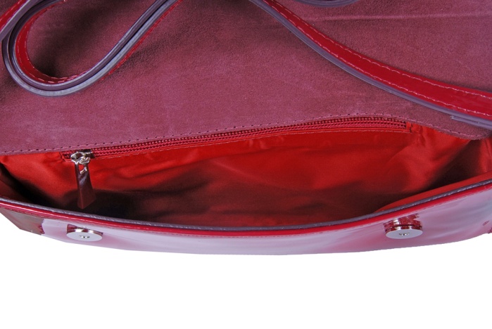 detail kožené psaníčko kroko