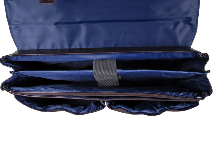 detail koženková aktovka