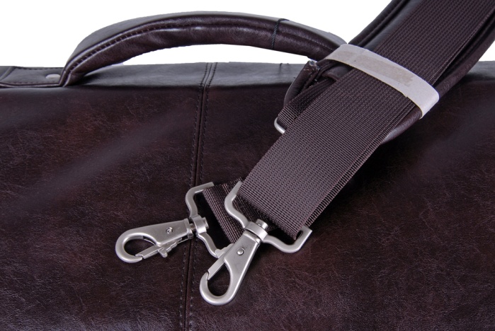 detail koženková aktovka