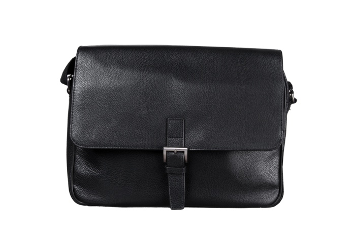 detail kožená aktovka