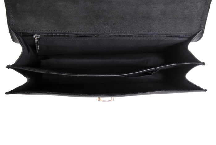 detail kožená aktovka