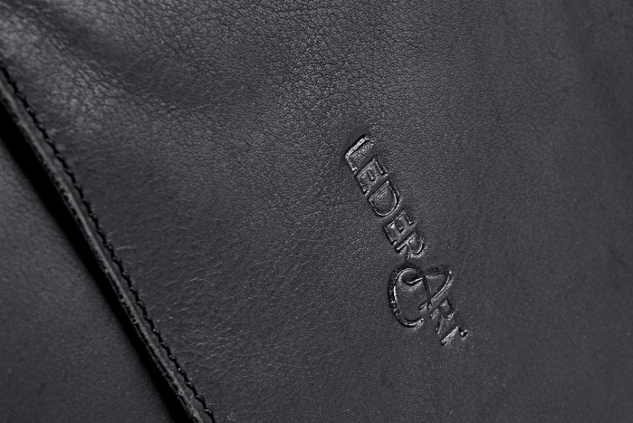 detail Kožená aktovka