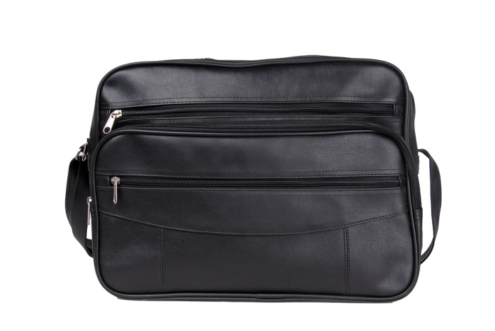 detail brašna koženka