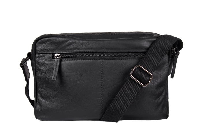 detail kožená taška, textilní popruh