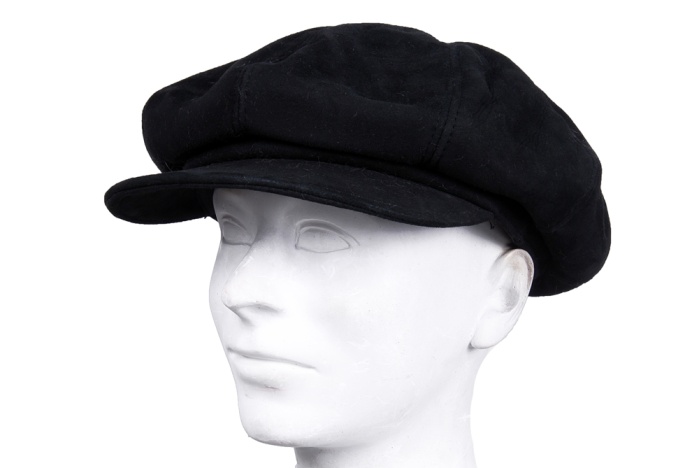 detail kožený dámský baret