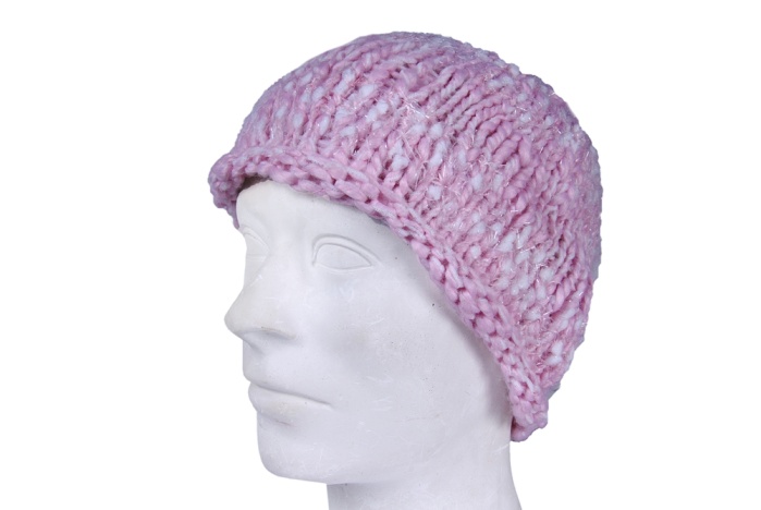 detail dámská zimní čepička