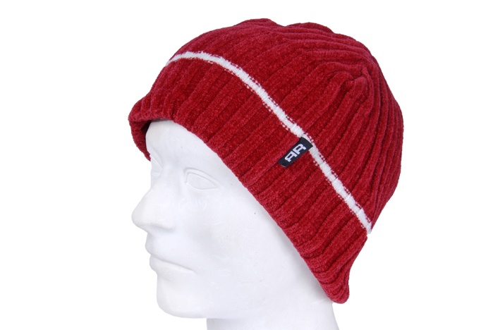 detail zimní čepice žinylka