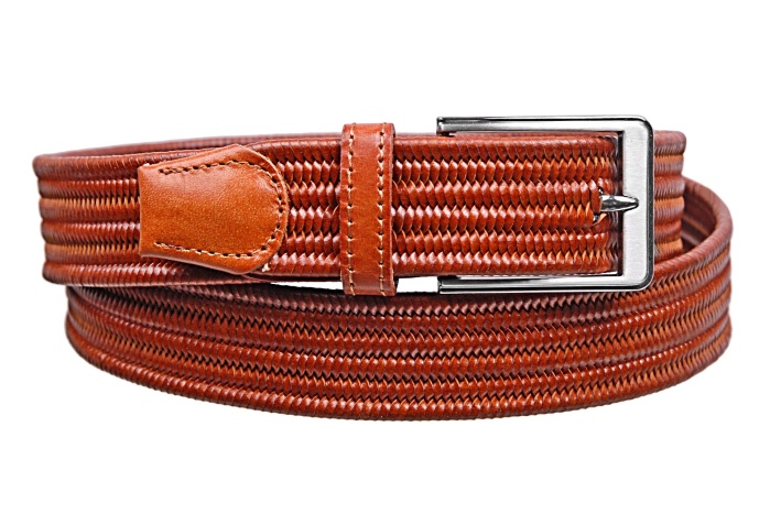 detail Kožený opasek s elastanem