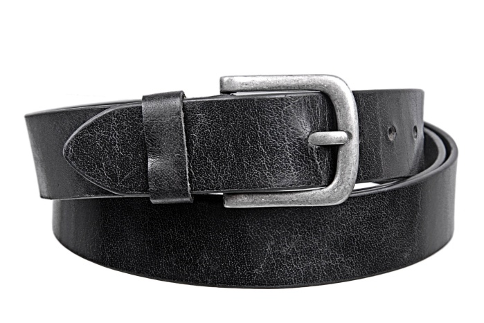 detail Kožený opasek, nadměrná délka, šířka 4 cm