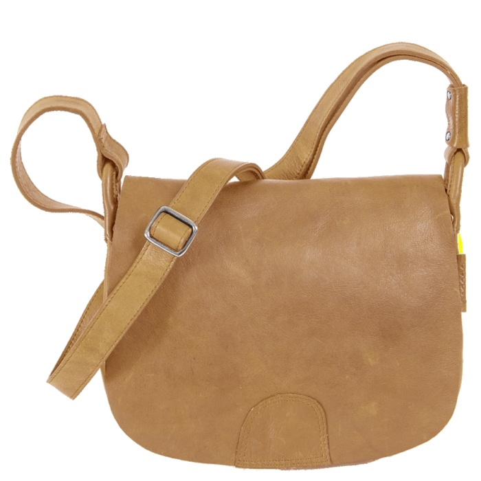 detail kožená kabelka Salpo