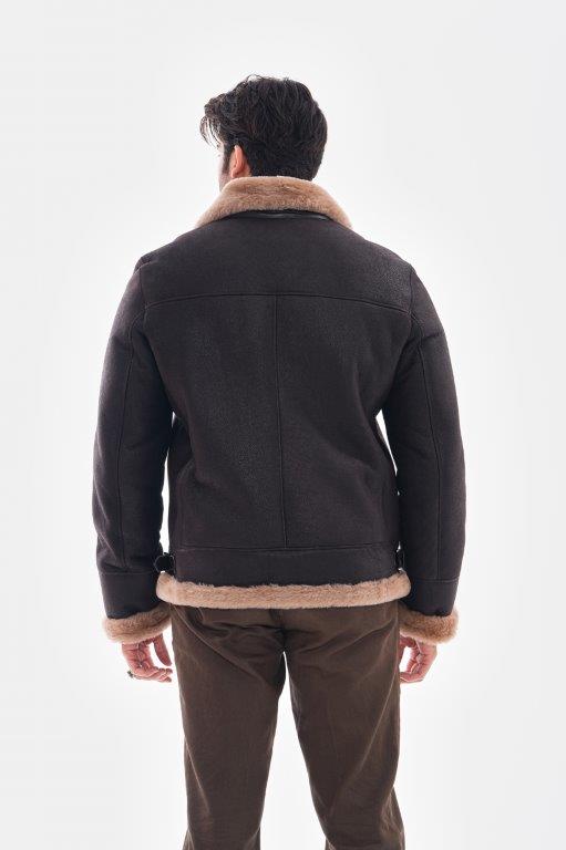 detail Pánská pilotka s beranní kožešinou