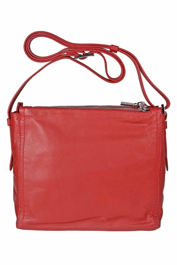 detail Kožená kabelka 3 zipy