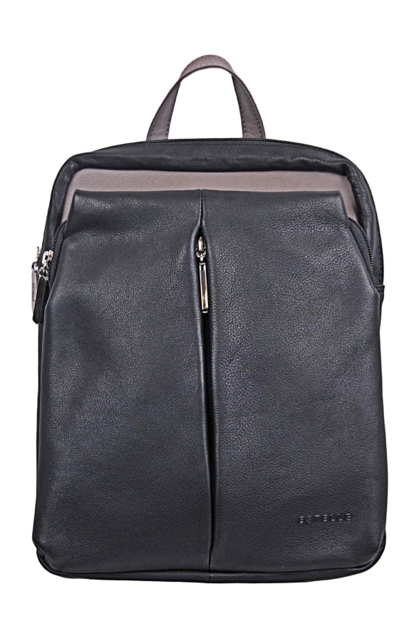 detail Kožený batůžek