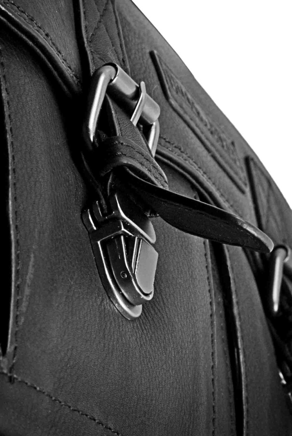 detail Kožená aktovka, popruh přes rameno SQU 6198/SPL