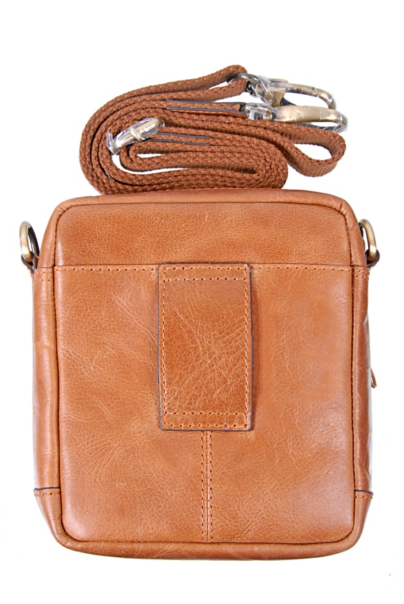 detail Kožená taštička přes rameno