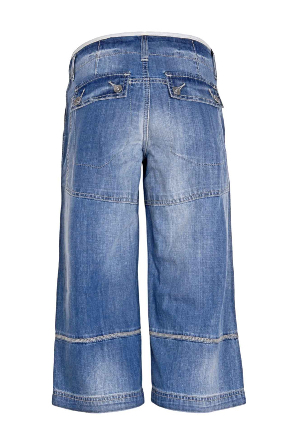 detail capri jeans