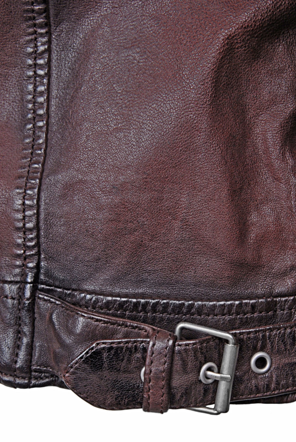 detail Kožená pánská bunda