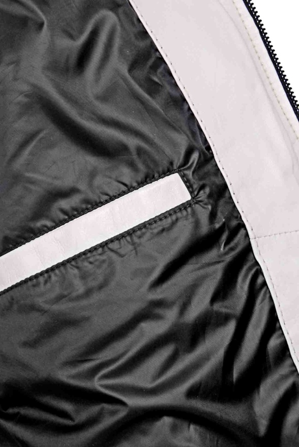 detail Kožená dámská zimní bunda