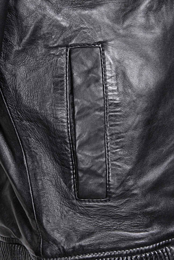 detail kožená pánská bunda - náplety