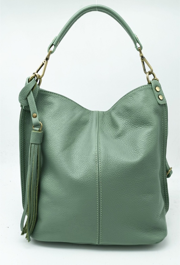 detail Kožená kabelka