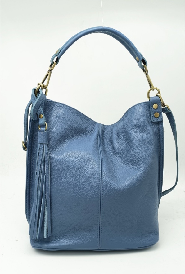 detail Kožená kabelka