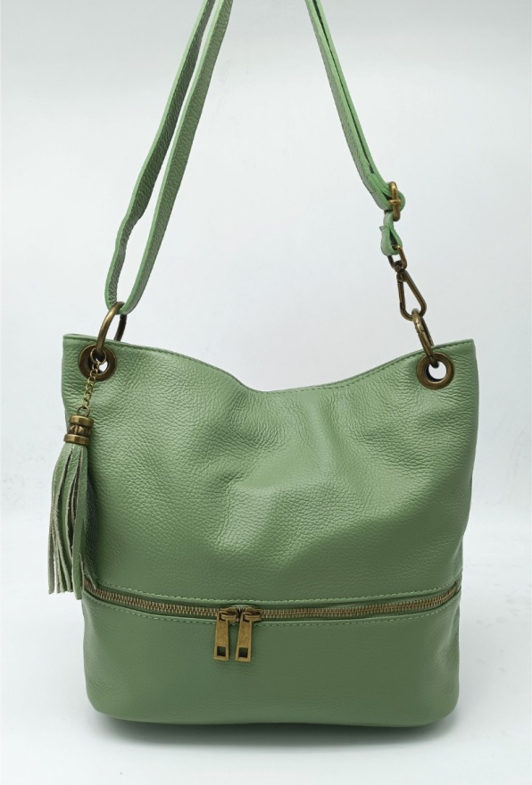 detail Kožená kabelka, zipy