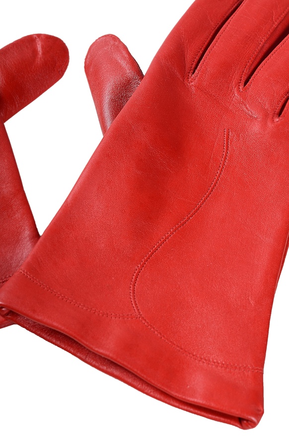 detail kožené dámské rukavice