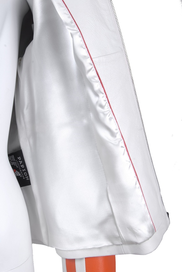 detail Kožená dámská bunda