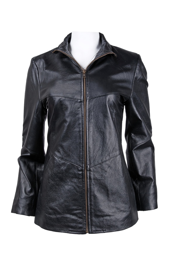 detail kožená dámská bunda