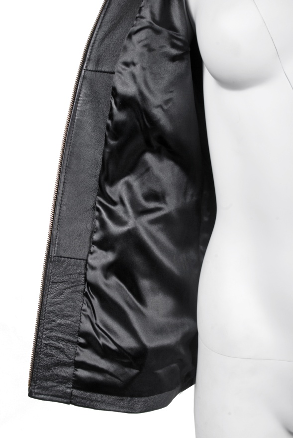 detail kožená dámská bunda