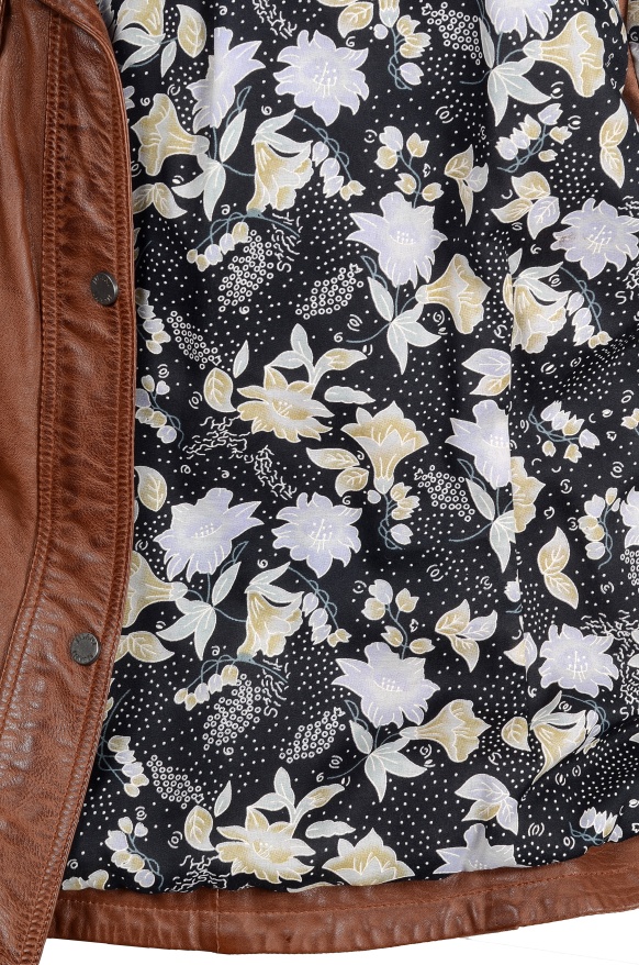 detail kožená d.bunda,odep.kožíš.lím.