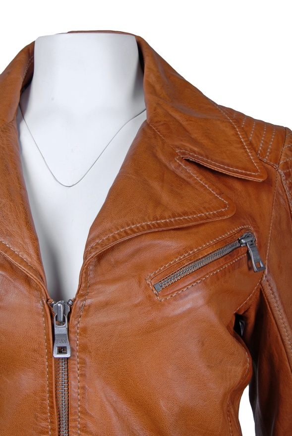 detail kožená bunda